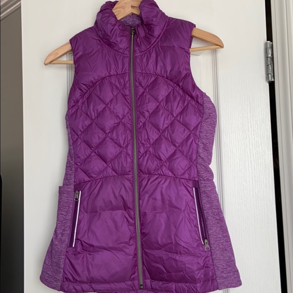 Lululemon ‘down for it all’ vest size 4